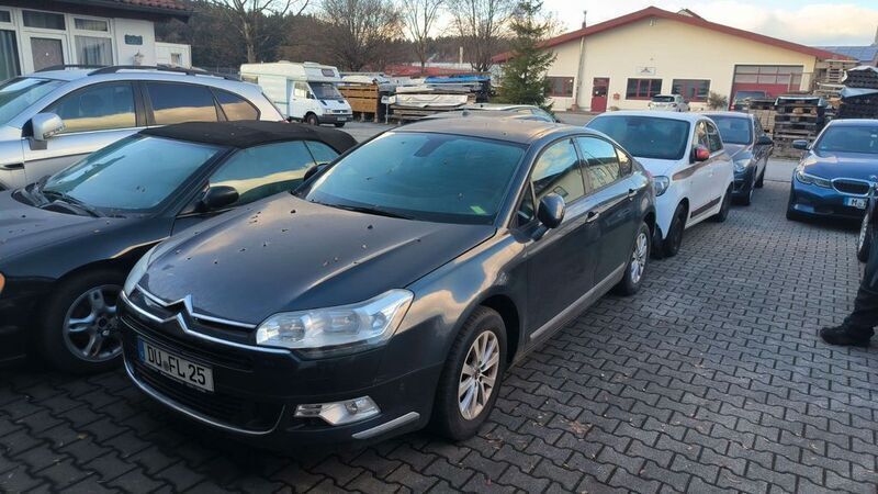 Blau Gebraucht 2011 Citroën C5 Limousine | 4.000 € (Superpreis) - Bild 1/4