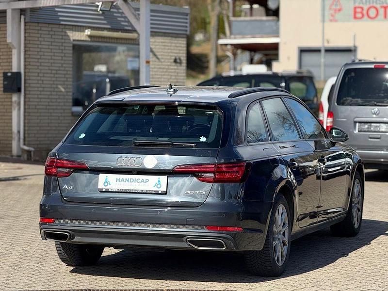 Gebraucht Audi A4 Basis 190 PS (139 kW) 2018 Grau Kombi