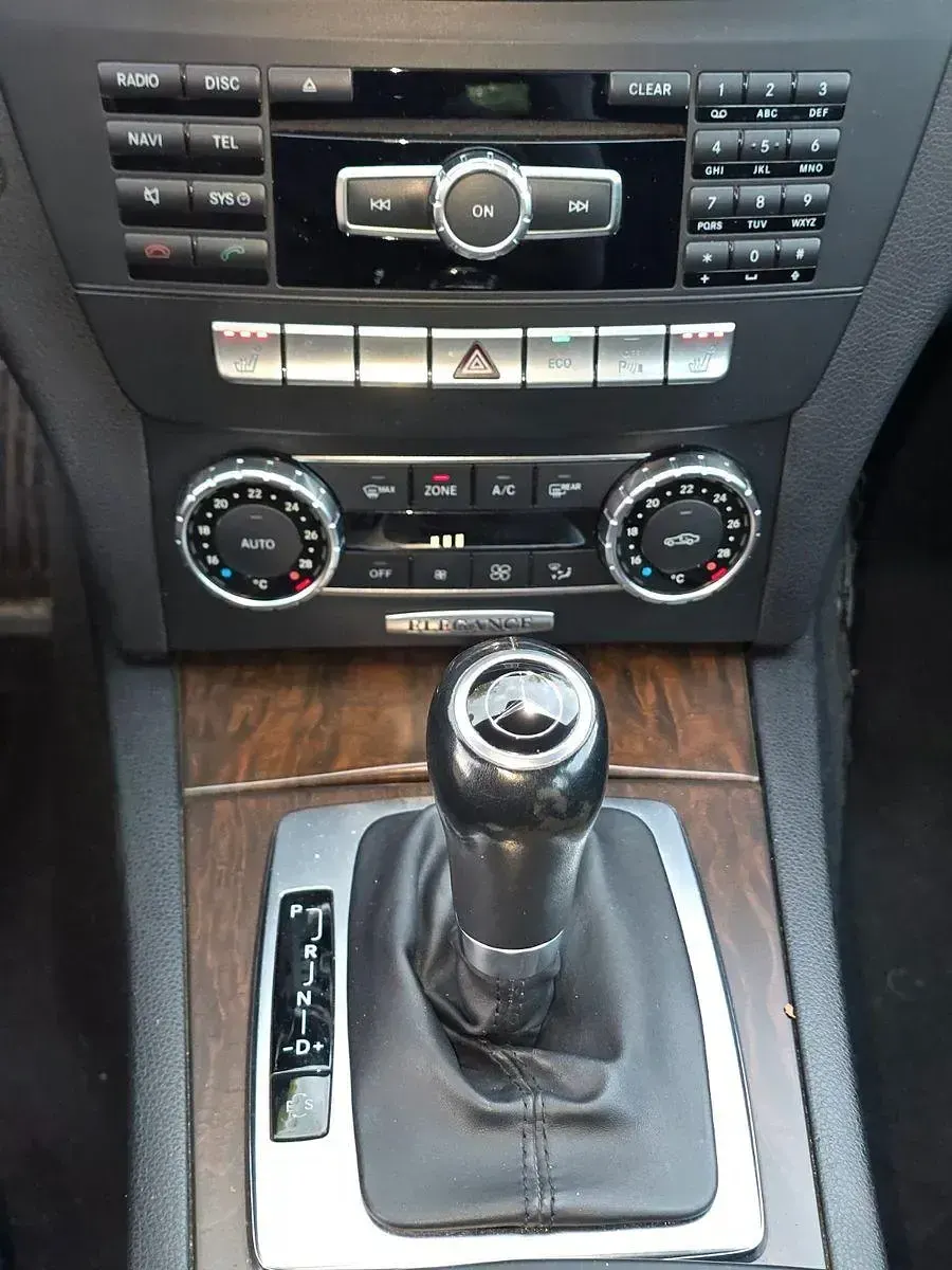 Gebraucht Mercedes C200 184 PS (135 kW) 2011 Silber Kombi