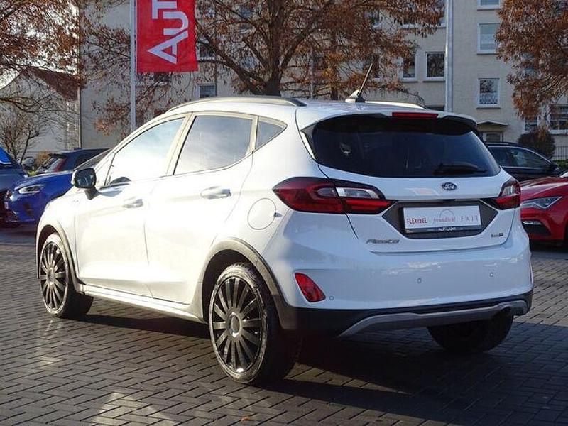 Gebraucht Ford Fiesta Active X 125 PS (91 kW) 2022 Weiß Kleinwagen