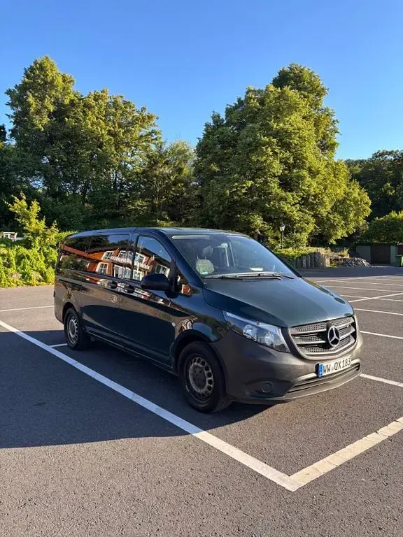 Gebraucht Mercedes Vito 136 PS (100 kW) 2018 Grün Van