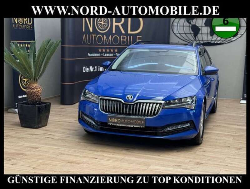 Blau Gebraucht 2021 Skoda Superb Ambition Kombi | 18.990 € (Guter Preis) - Bild 1/3