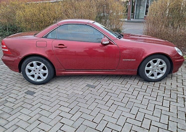 Gebraucht Mercedes SLK200 163 PS (119 kW) 2000 Rot Cabrio
