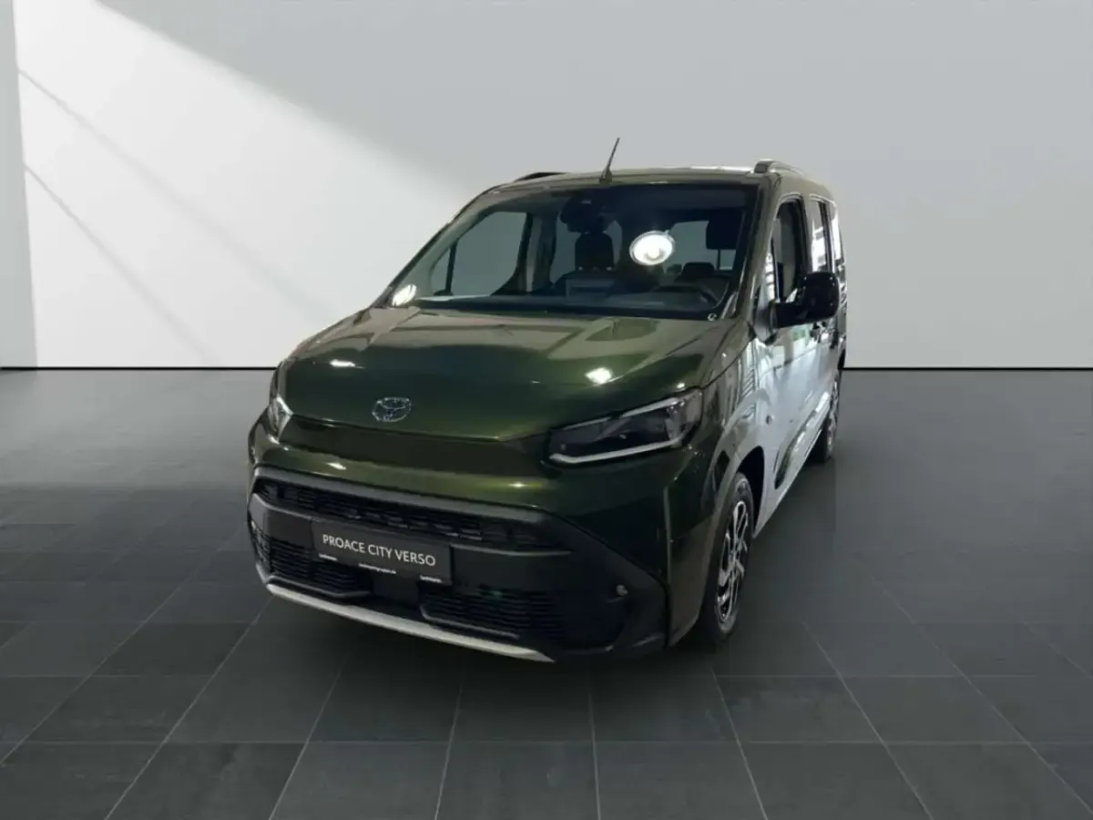 Gebraucht Toyota Proace Verso City 110 PS (80 kW) 2026 Kombi