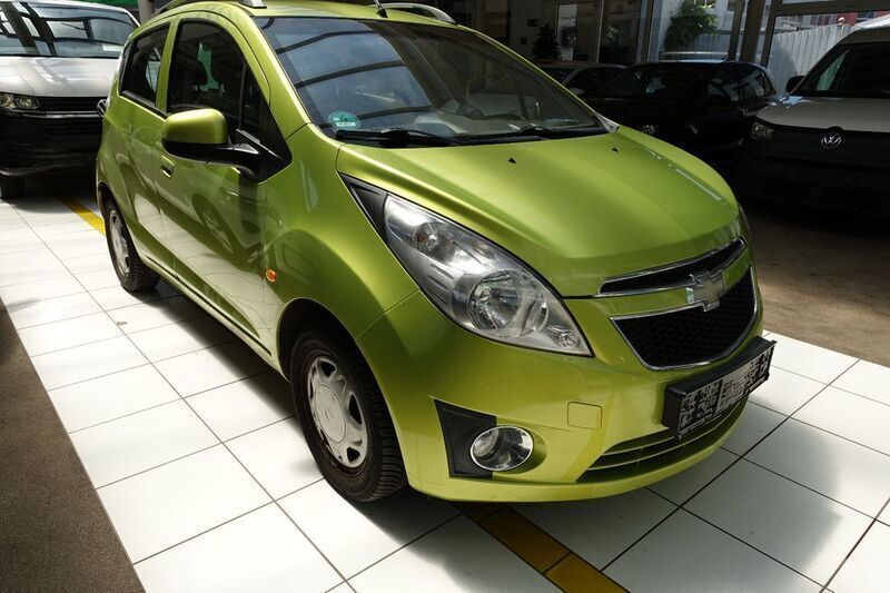 Gebraucht Chevrolet Spark LS 82 PS (60 kW) 2010 Grün Kleinwagen
