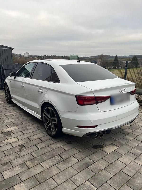 Gebraucht Audi A3 S-Line 150 PS (110 kW) 2020 Weiß Limousine