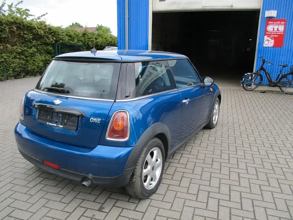 Gebraucht Mini ONE 95 PS (69 kW) 2007 Blau Kleinwagen