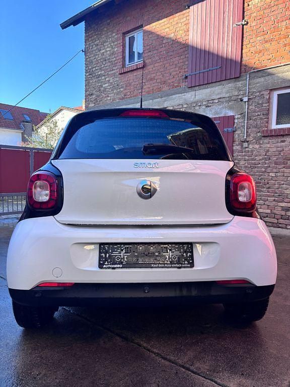 Second-hand Smart ForFour 71 CP (52 kW) 2018 Alb Hatchback