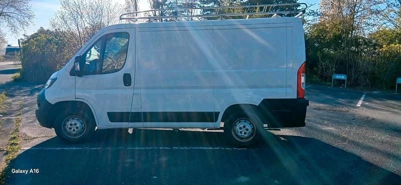Gebraucht Peugeot Boxer 110 PS (80 kW) 2018 Weiß Van