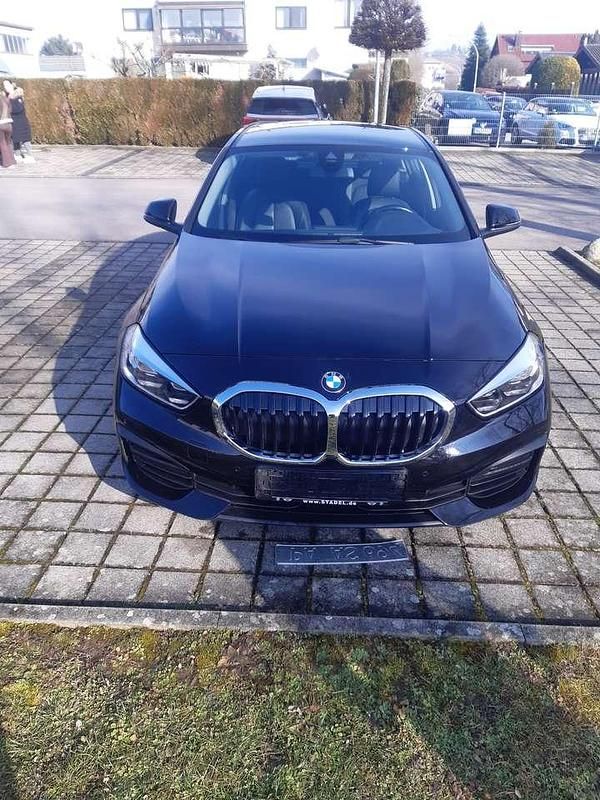 Gebraucht BMW 118 140 PS (102 kW) 2020 Schwarz Kleinwagen