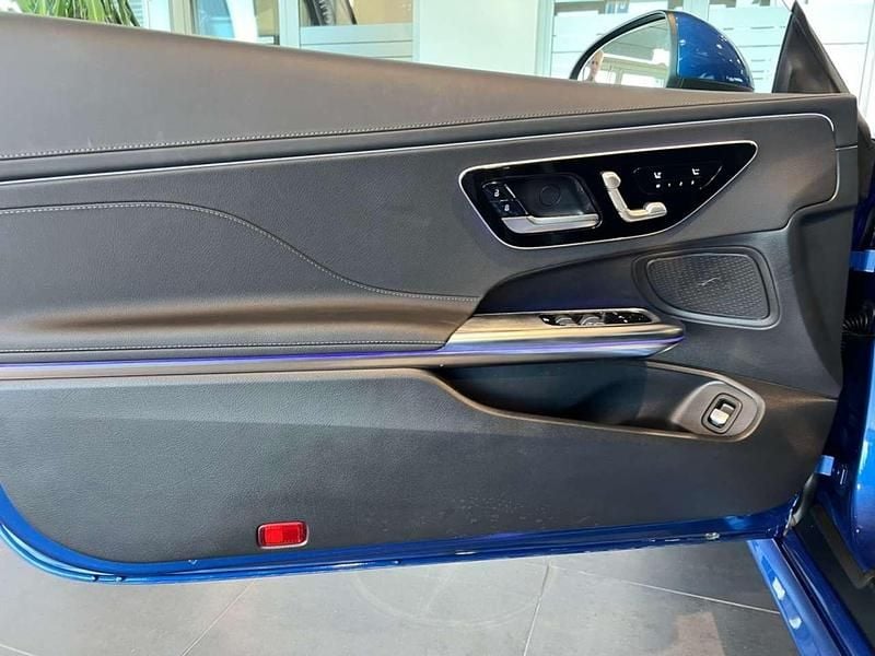 Gebraucht Mercedes CLE200 Advanced 204 PS (150 kW) 2024 Metalliclack spektralblau Cabrio