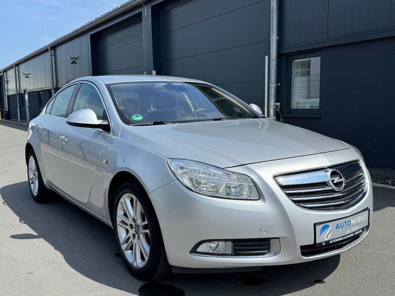 Grau Gebraucht 2009 Opel Insignia Limousine | 2.990 € (Guter Preis) - Bild 1/4