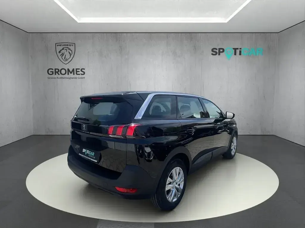 Gebraucht Peugeot 5008 Active 131 PS (96 kW) 2023 Schwarz SUV