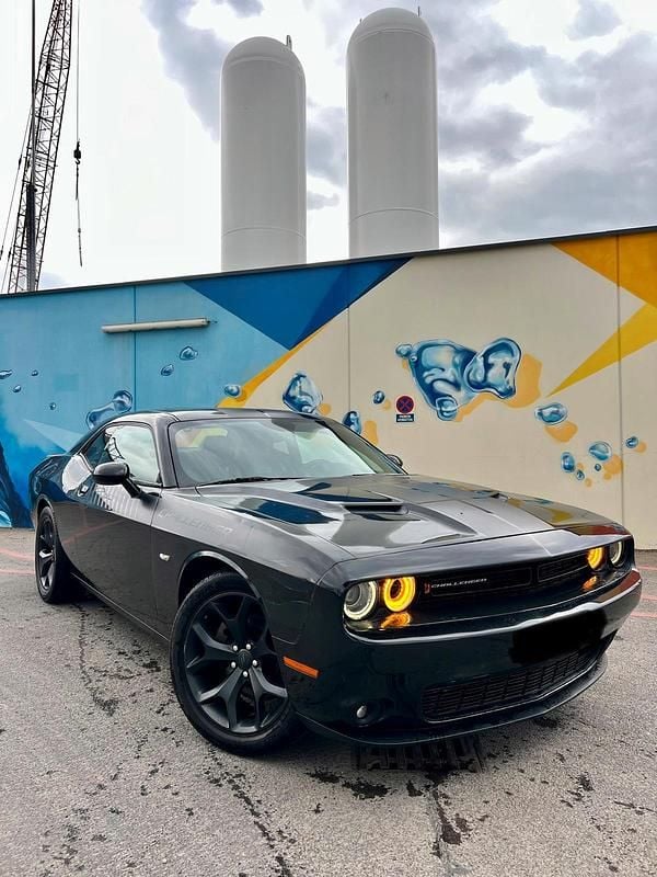 Second-hand Dodge Challenger 309 CP (227 kW) 2017 Negru Coupe