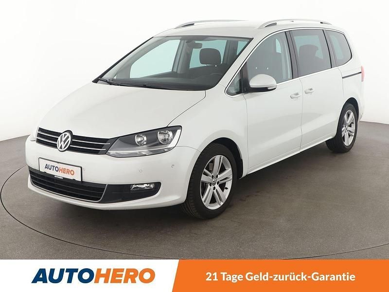 Weiß Gebraucht 2015 VW Sharan Comfortline Van / Kleinbus | 19.240 € (Fairer Preis) - Bild 1/3