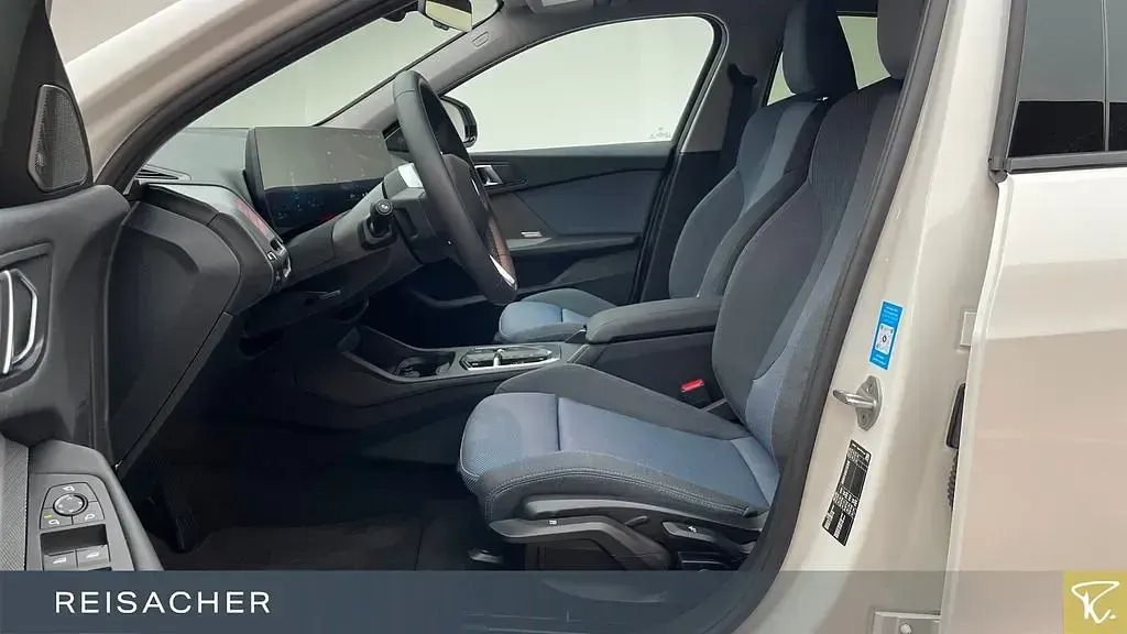 Gebraucht BMW 120 Sport Line 156 PS (114 kW) 2025 Weiß Kleinwagen