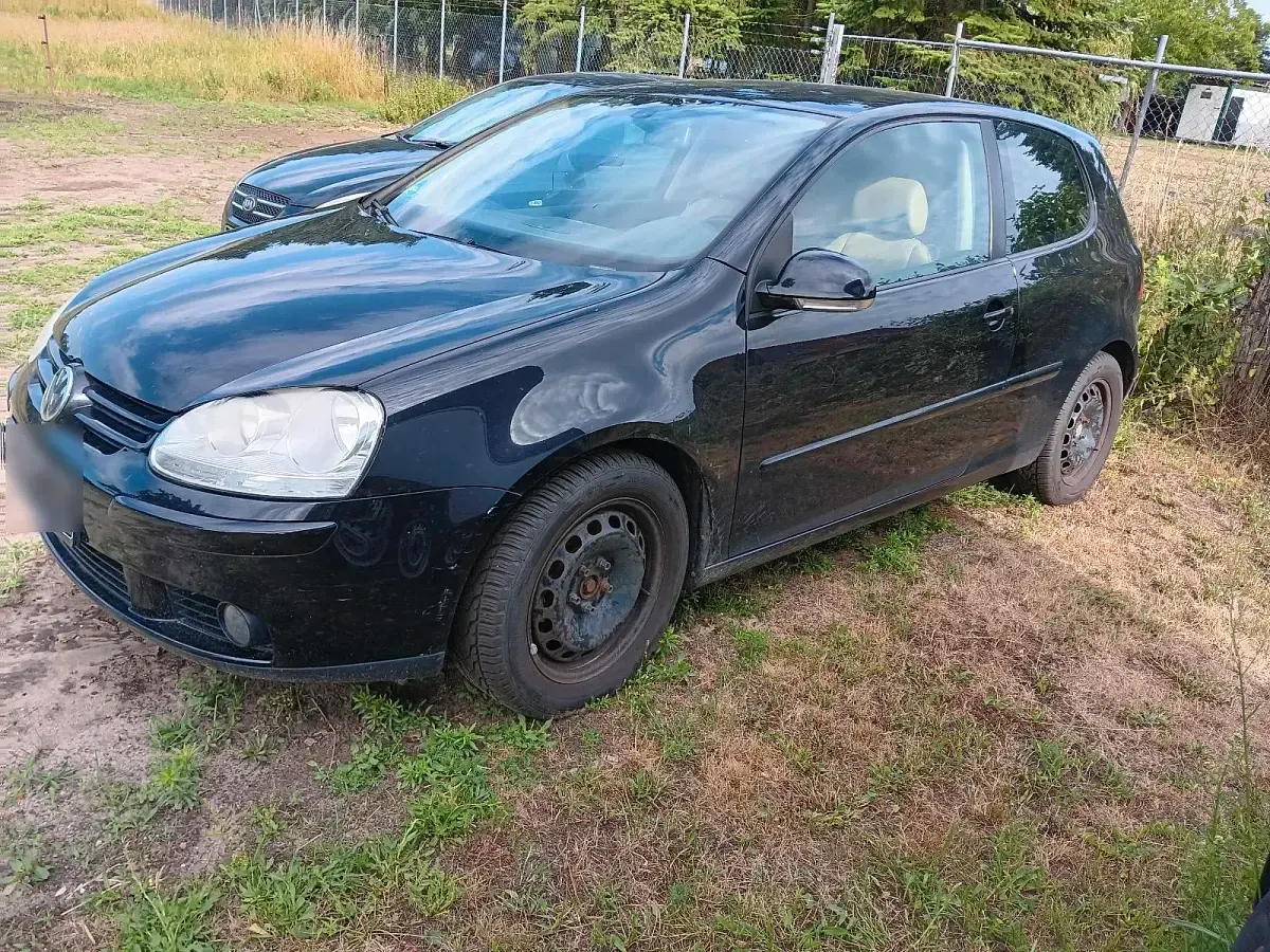 Gebraucht VW Golf V 101 PS (74 kW) 2006 Schwarz Kleinwagen