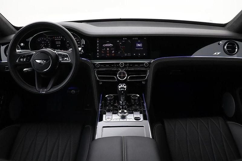 Gebraucht Bentley Flying Spur 416 PS (305 kW) 2023 Blau Limousine
