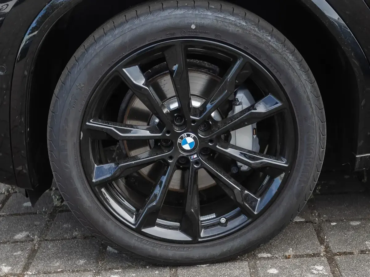 Używany BMW X3 Performance 245 KM (180 kW) 2024 Czarny SUV