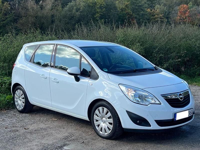 Gebraucht 2013 Opel Meriva Selection Van / Kleinbus | 3.800 € (Fairer Preis) - Bild 1/4