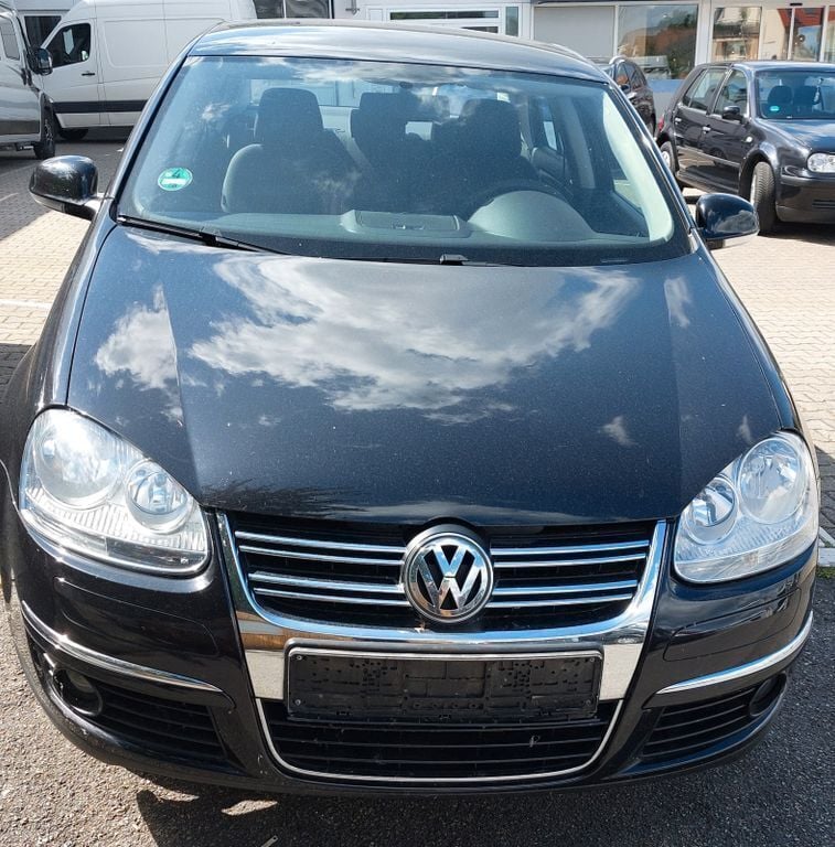 Schwarz Gebraucht 2008 VW Jetta Trendline Limousine | 3.900 € (Fairer Preis) - Bild 1/4