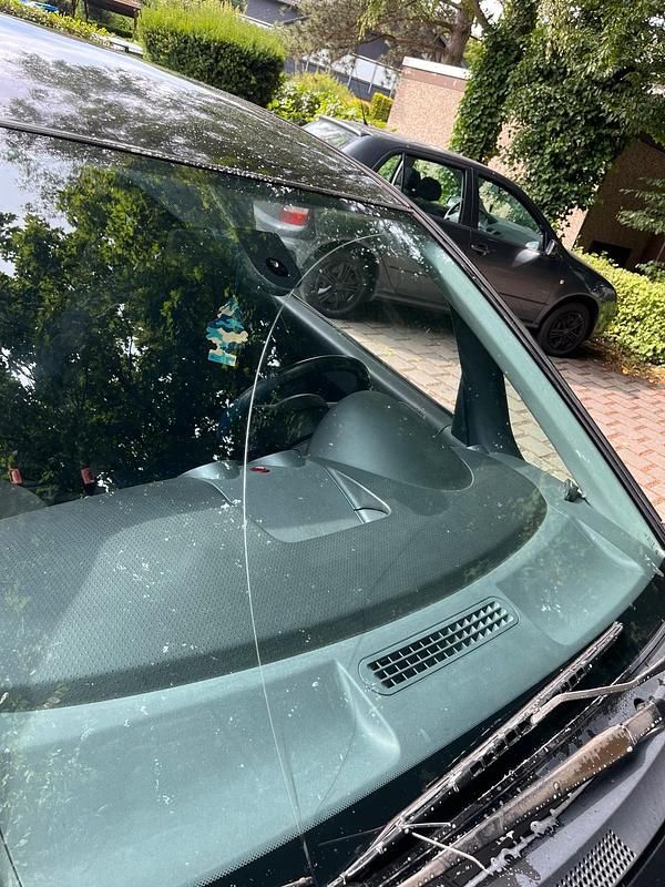 Schwarz Gebraucht 2006 Mitsubishi Colt Kleinwagen | 1.650 € (Fairer Preis) - Bild 1/4