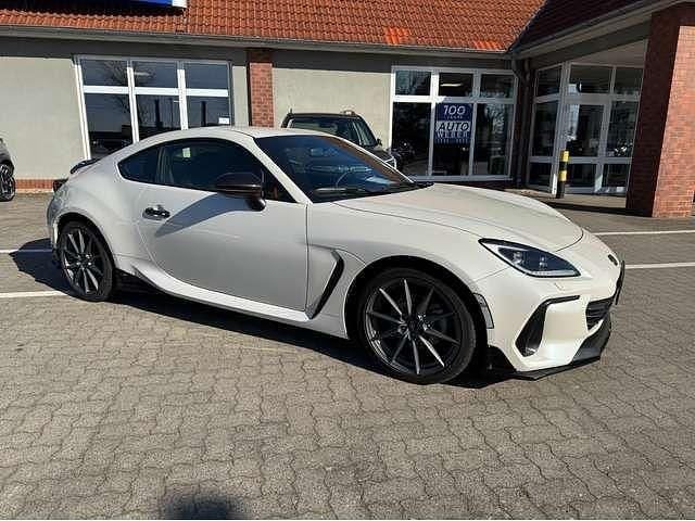 Gebraucht Subaru BRZ Sport 234 PS (172 kW) 2023 Crystal white pearl Coupé