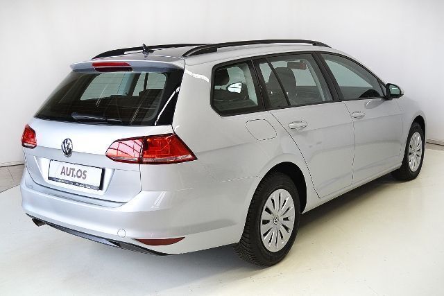 Second-hand VW Golf VII Trendline 110 CP (80 kW) 2015 Argintiu Break