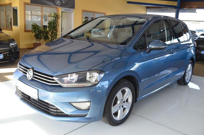 Blau Gebraucht 2015 VW Golf Sportsvan Van / Kleinbus | 9.650 € (Fairer Preis) - Bild 1/4
