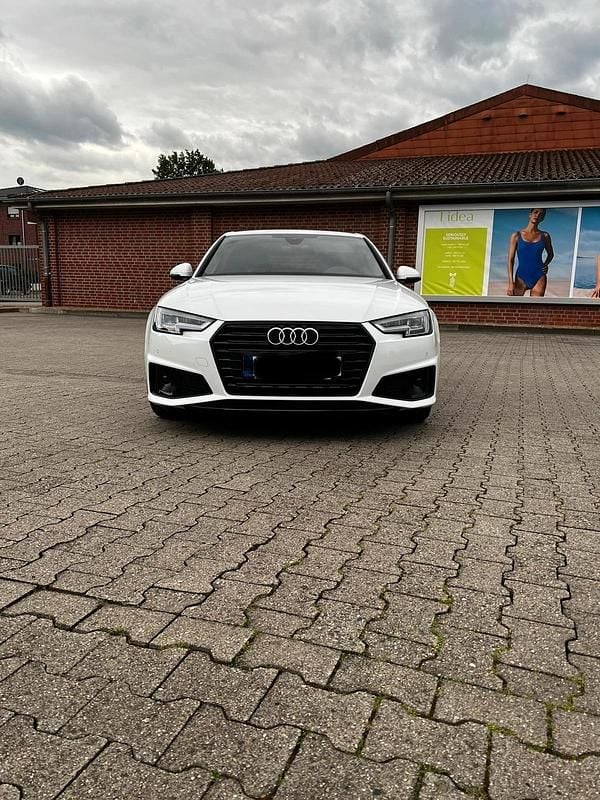 Gebraucht Audi A4 S-Line 190 PS (139 kW) 2019 Weiß Limousine