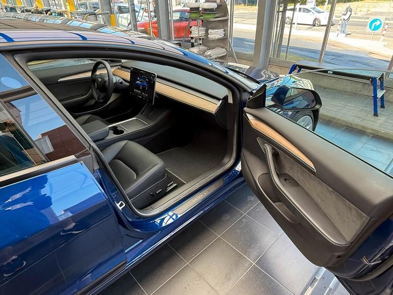 Brugt Tesla Model 3 2022 Blå Sedan