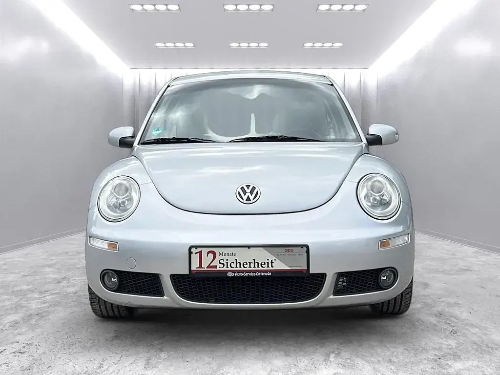 Gebraucht VW New Beetle 150 PS (110 kW) 2008 Silber Kleinwagen