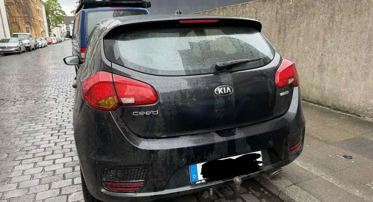 Gebraucht Kia Ceed Edition 7 136 PS (100 kW) 2016 Kleinwagen