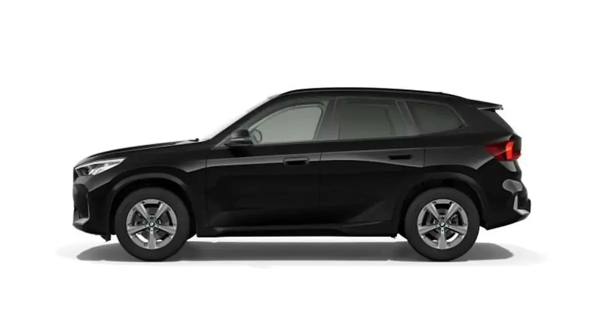 Neu BMW X1 136 PS (100 kW) 2026 Saphirschwarz metallic SUV