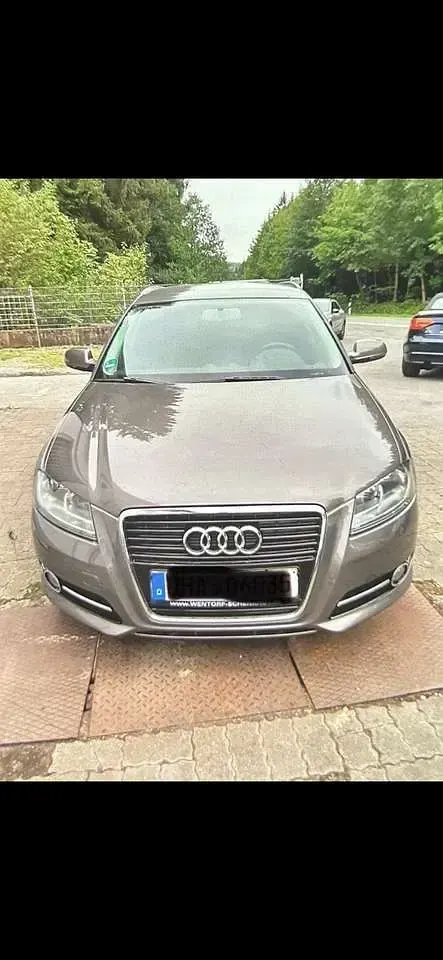 Gebraucht Audi A3 Attraction 125 PS (91 kW) 2011 Grau Kleinwagen