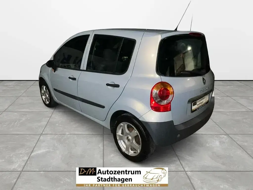 Gebraucht Renault Modus Authentique 75 PS (55 kW) 2005 Grau Van / Kleinbus