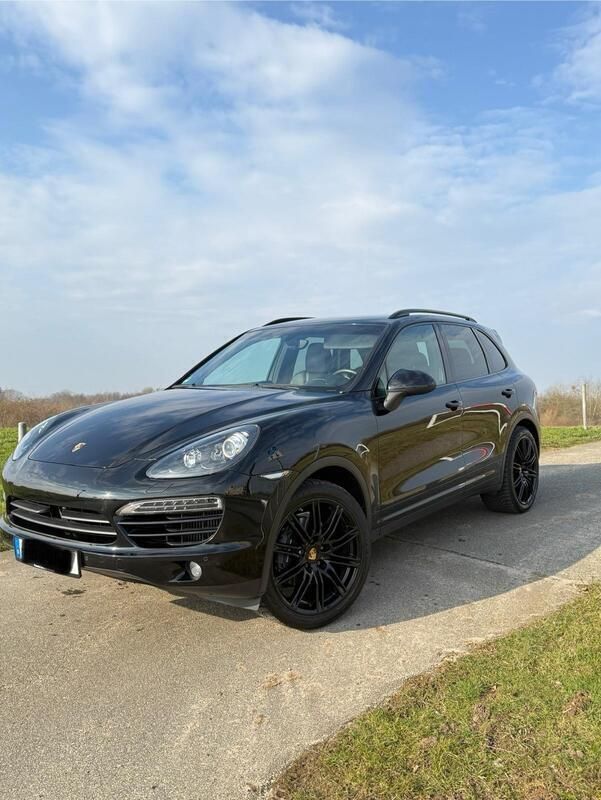 Schwarz Gebraucht 2011 Porsche Cayenne SUV | 22.999 € (Fairer Preis) - Bild 1/4