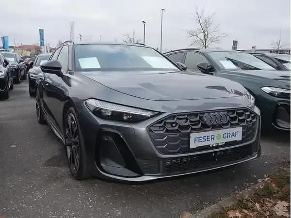 Nouă Audi A5 Ambiente 367 CP (269 kW) 2025 Gri Break