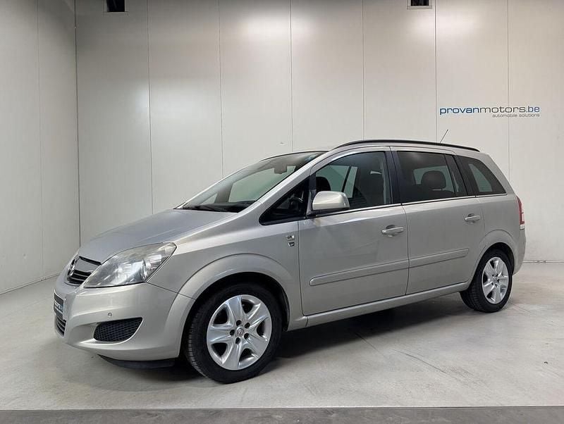 Second-hand Opel Zafira 110 CP (80 kW) 2011 Gri Monovolum