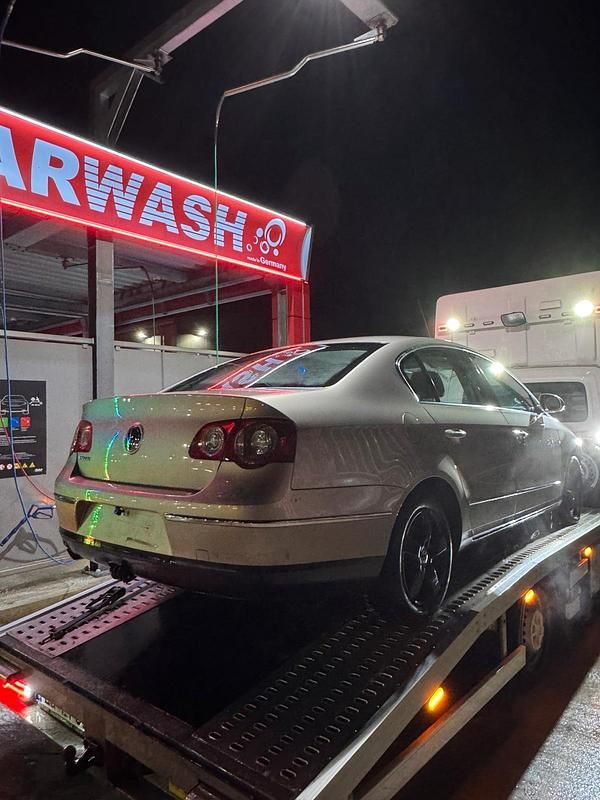 Gebraucht VW Passat 102 PS (75 kW) 2006 Limousine