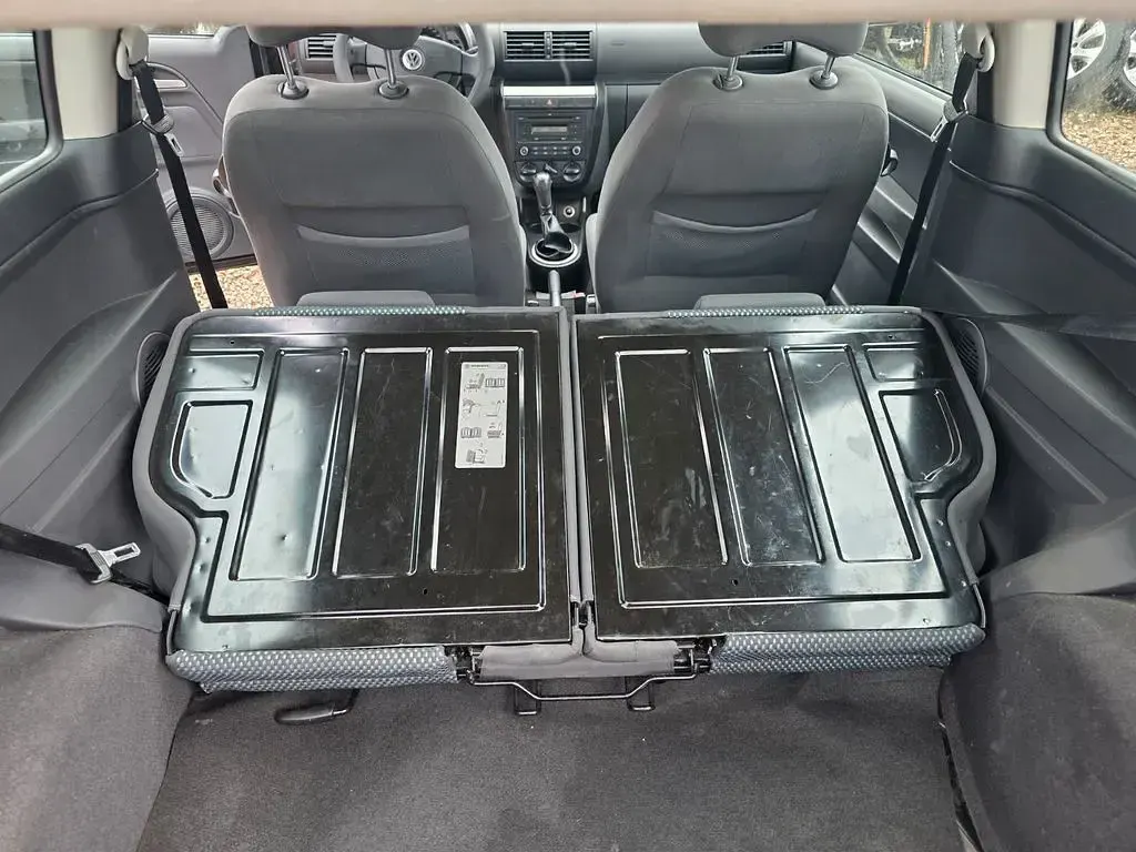 Gebraucht VW Fox 54 PS (39 kW) 2008 Schwarz Kleinwagen