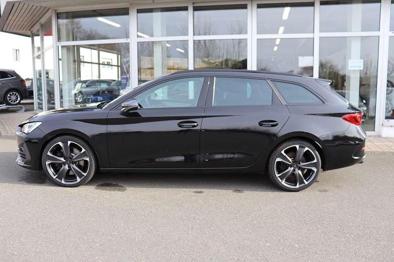 Gebraucht Cupra Leon VZ 300 PS (220 kW) 2024 Mitternachtsschwarz Kombi