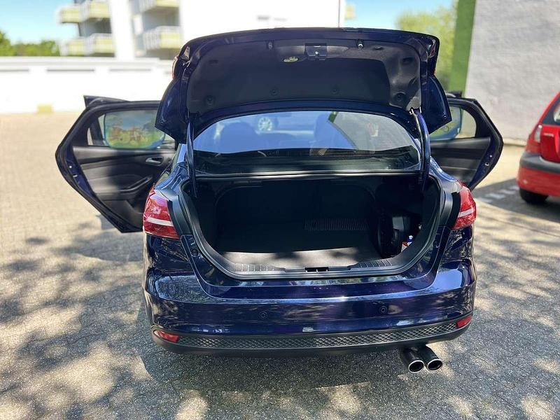 Gebraucht Ford Focus 160 PS (117 kW) 2016 Limousine