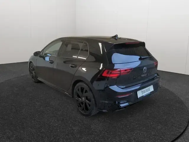 Gebraucht VW Golf VIII R-line 150 PS (110 kW) 2024 Schwarz Limousine