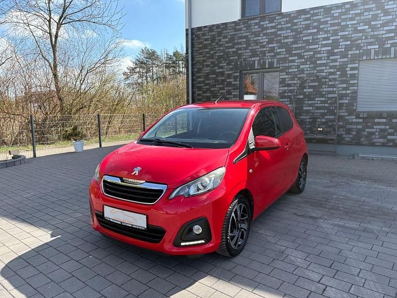 Gebraucht Peugeot 108 Active 69 PS (50 kW) 2014 Rot Kleinwagen