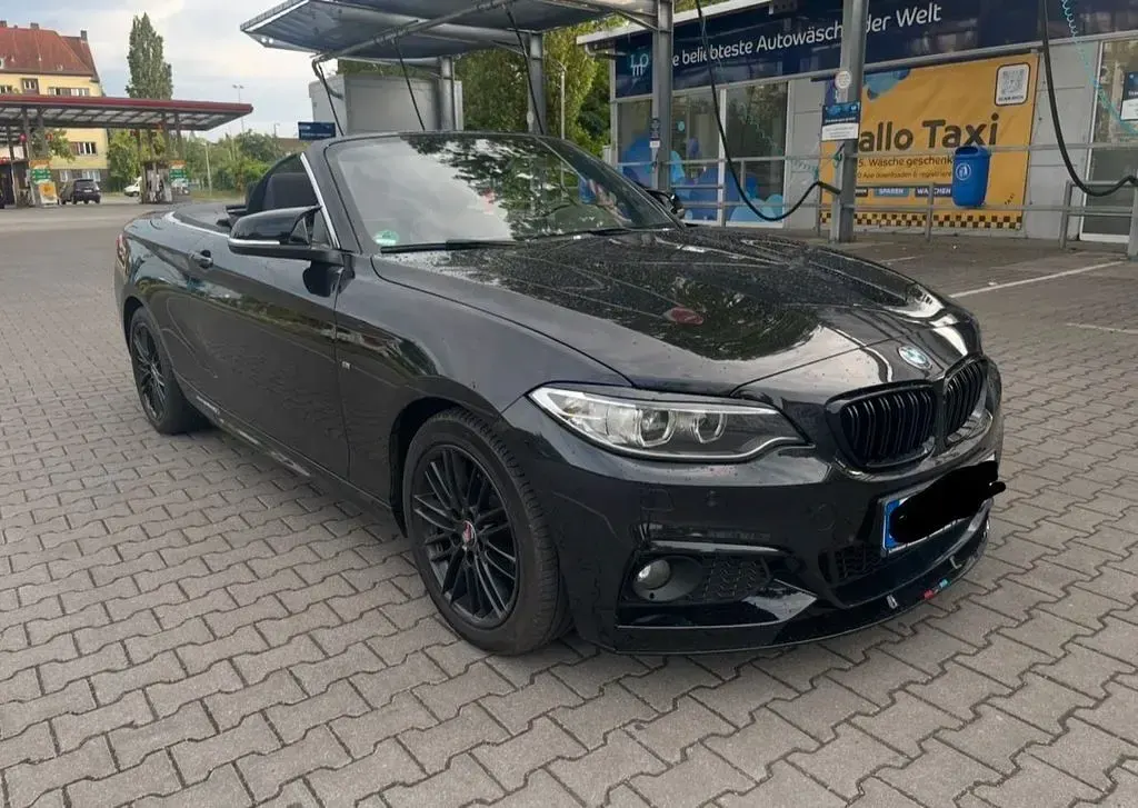Gebraucht BMW 220 M Performance 190 PS (139 kW) 2015 Schwarz Cabrio