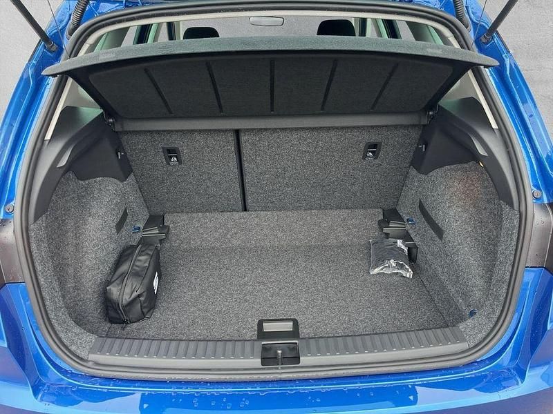 Neu Seat Arona 116 PS (85 kW) 2025 Blau SUV