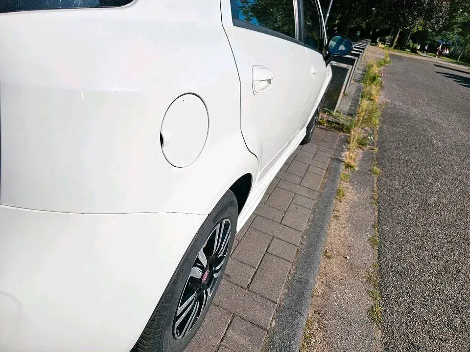 Gebraucht Fiat Punto 85 PS (62 kW) 2012 Weiß Kleinwagen