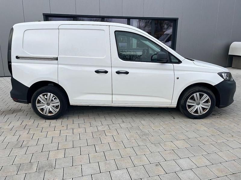 Gebraucht VW Caddy Basis 122 PS (89 kW) 2020 Weiß Van / Kleinbus