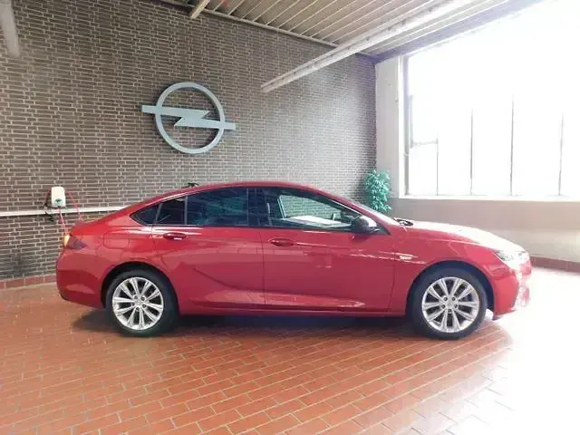 Gebraucht Opel Insignia Business Elegance 174 PS (127 kW) 2020 Rot Limousine